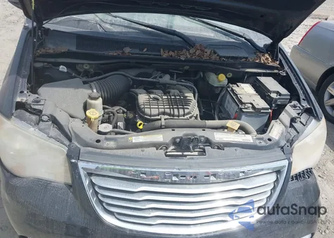 2012 Chrysler Town & Country Touring-L z USA, uszkodzony, nr VIN 2C4RC1CG8CR376842